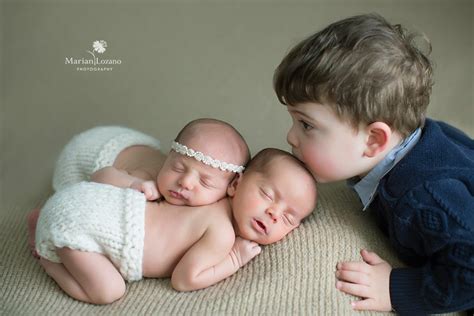 Twin Newborns Northern Virginia Newborn Photographer Marian Lozano