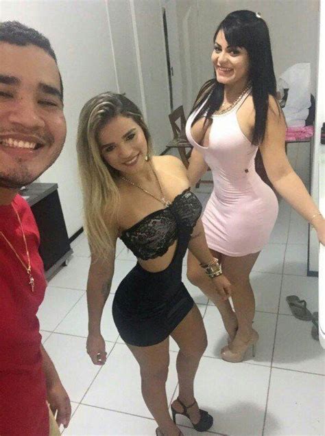 Putas amadoras mostrando o cu em fotos caseiras de sexo Xvídeos Porno