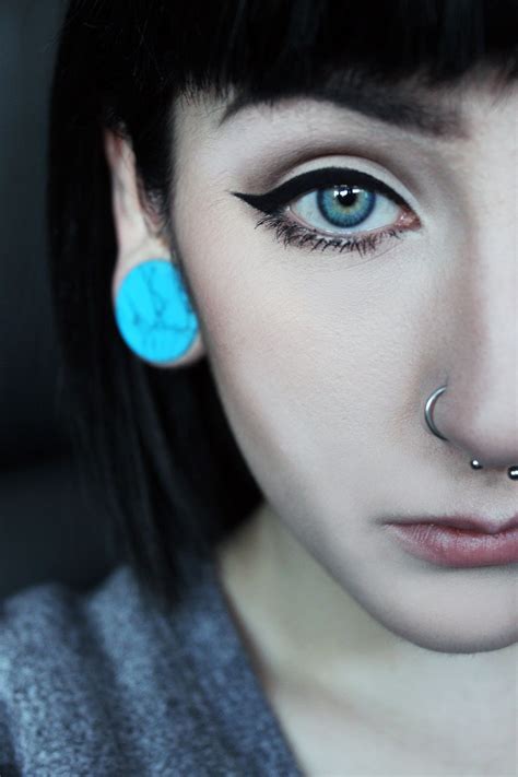 Pin By Sara Grady On Female Energy Facial Piercings Piercings Nose