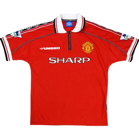 Manchester United 1998 99 Home Kit