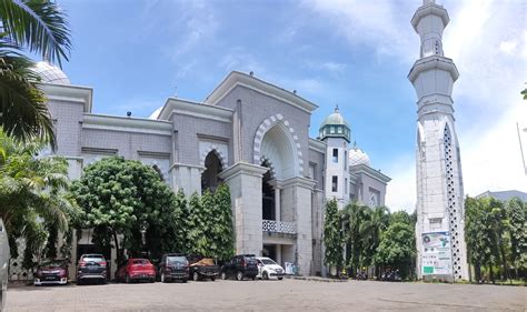 Informasi Masjid Raya Makassar Jam Buka And Tiket Masuk Pergiyuk