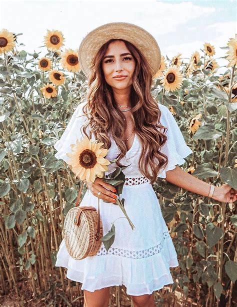 Outfits To Wear In A Sunflower Field Winnie E Outfit