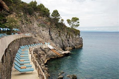 A Guide To Ischia The Italian Island With Healing Hot Springs And A Dreamy New Hotel Vogue