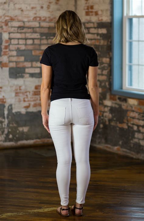 The Best White Jeans [10 Pairs Put To The Test] Living In Yellow Womens White Jeans Best