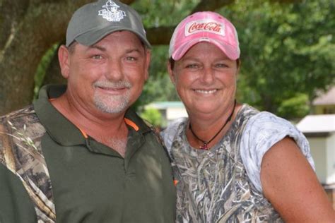 Liz Cavalier From Swamp People Age Net Worth Wiki Bio And Facts The Star Facts All About