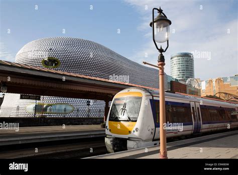 A Chiltern Railways train waits at the platform in Birmingham Moor