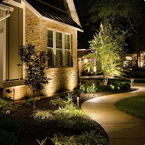 30 Unique Front Yard Lighting Ideas For Your Summer Night Vibe