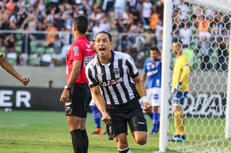 Galo Bate Rival No Horto E Constrói Boa Vantagem Na Decisão Do Mineiro