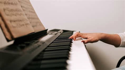 Cómo Aprender A Tocar El Piano Tú Mismo Paso A Paso