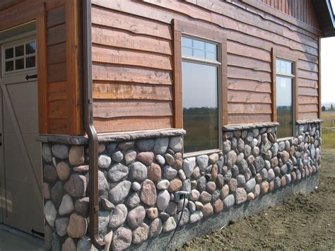 River Rock Old Chief In 2020 Cedar Homes House Siding Exterior Siding