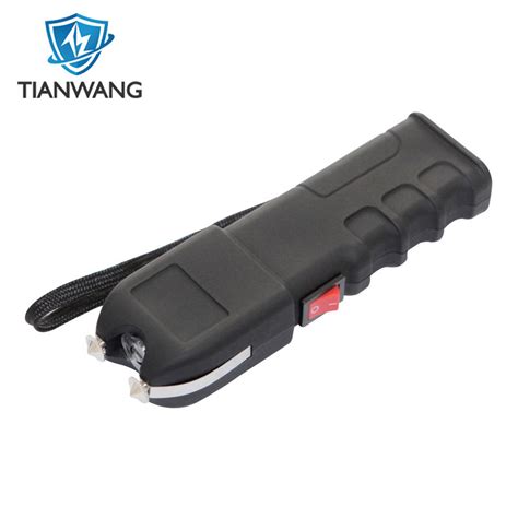 China 928 Powerful Self Defense Stun Gun Flashlightpolice Taser Stun