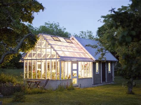15 Greenhouses That Will Make You Wish You Were A Gardener Greenhouse