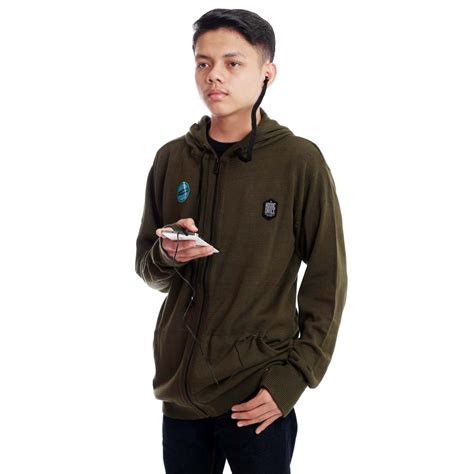 Desain corak batik membuatnya hampir sama dengan tipe gold di atas. 84+ Terbaru Kombinasi Warna Hijau Army, Jenis Warna