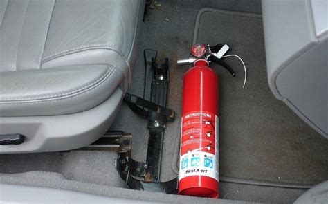 6 Best Fire Extinguishers For Car Reviews And Buying Guide