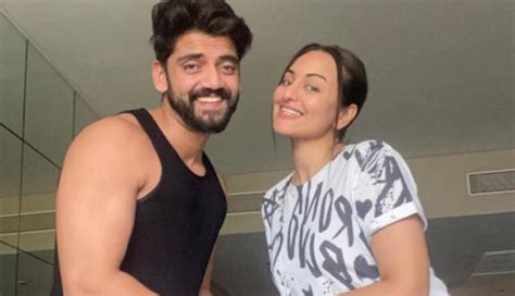 Sonakshi Sinha Engaged The Actress Flaunts Diamond Ring With Mystery Man Heres What We Know