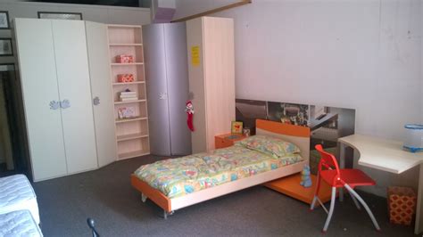 E' completamente sfoderabile ed il letto non. Cameretta Berloni giornonotte Eolo scontato del -79 % ...