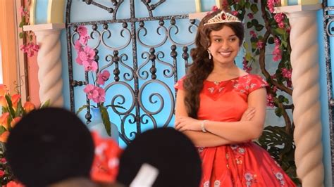 Meet Princess Elena Of Avalor At ¡viva Navidad Disney California