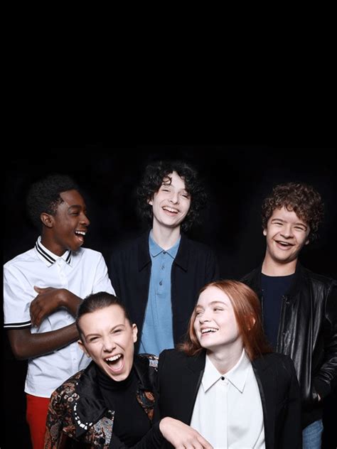 stranger things cast wallpapers top free stranger things cast backgrounds wallpaperaccess