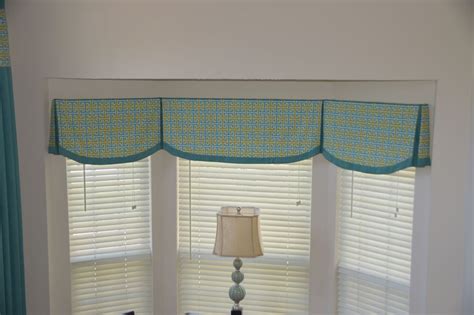 Custom Box Pleated Valance With Contrast Banding And Pleats Box Pleat