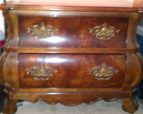 Find new and used bedroom sets for sale in your area or sell your bedroom furniture to local buyers. Beautiful 5 pc Henredon Bedroom Set For Sale | Antiques.com | Classifieds