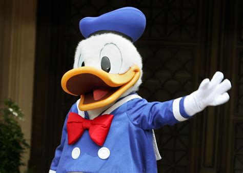 Swedens Bizarre Tradition Of Watching Donald Duck Kalle Anka