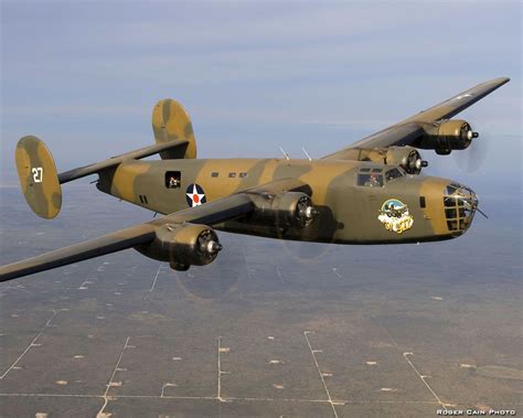 B 24 Liberator Wwii Fighter Planes Ww2 Planes Fighter Aircraft