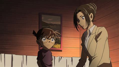 One day, he wakes up and finds that he has become a 7 years old child. Watch Detective Conan Episode 756 Online - Tragedy of the ...