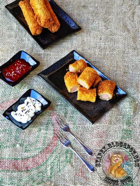 Ok, jika anda ingin mencuba untuk melihat resepi roti goreng sosej secara manual mesti terluka seperti berikut. syapex kitchen: Roti Goreng Sosej