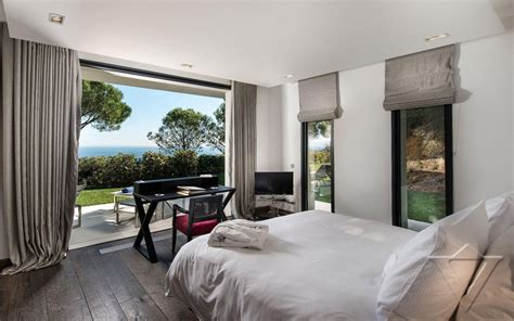 Luxury Holiday Villa In Saint Tropez France