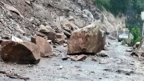 4 Killed 4 Injured In Landslide In Maharashtras Mahad Mumbai News
