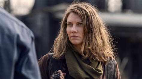 The Walking Deads Lauren Cohan Says Maggie Is Having A ‘dark Night Of