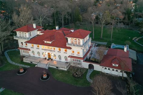 A 39 Million Nj Mansion Just Sold For A Measly 46 Million