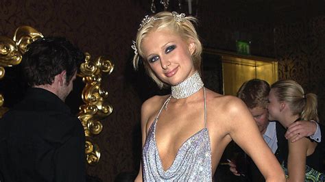 Paris Hilton Holt Ihr Legendäres Birthday Dress 17 Jahre Später Wieder