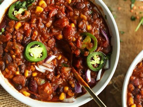 7 Easy Veggie Chili Recipes That Prove You Dont Need Meat To Make It