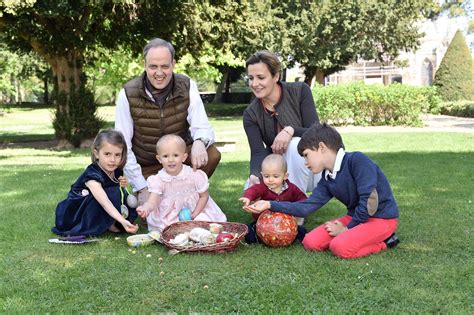 De nombreux protocoles et rè. La Famille royale de France - Le blog de La Couronne