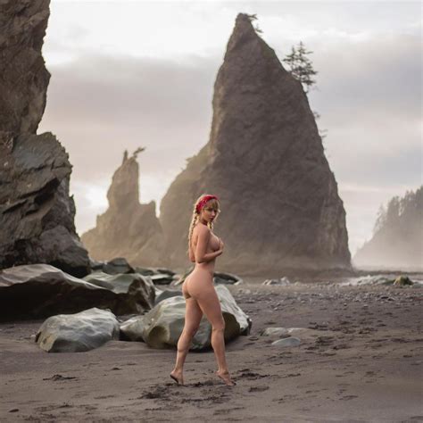 Sara Underwood Thefappening Page 2
