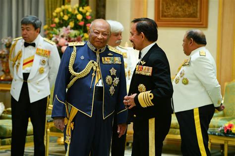 Ahmad shah ehemaliger sultan in malaysia. Kee Hua Chee Live!: HRH SULTAN AHMAD SHAH OF PAHANG AND ...