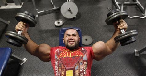 Moustafa Ismail The Man With The Worlds Largest Biceps