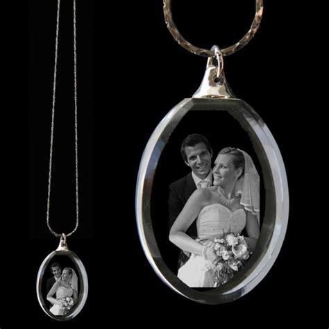 Oval Personalised Necklace With Photo Laser Crystal Engraving