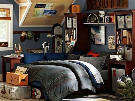 Paint the wall in light blue. Teenage Boys Rooms Inspiration: 29 Brilliant Ideas