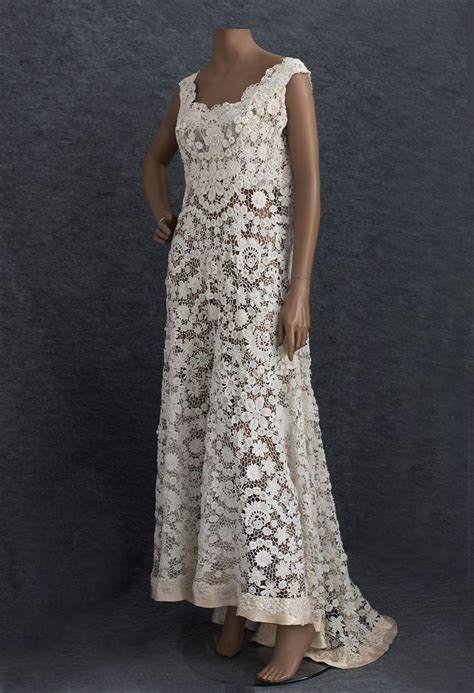 Irish Crochet Lace Wedding Dress C1912