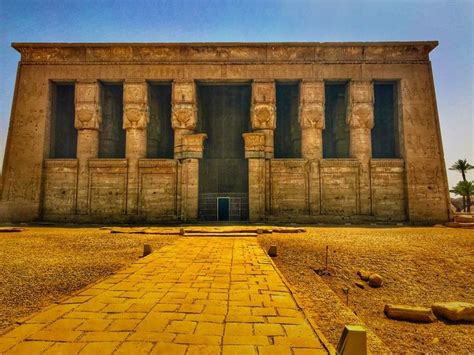 Denderas Temple Of Hathor Has Stood For 2000 Years Egyptian Temple