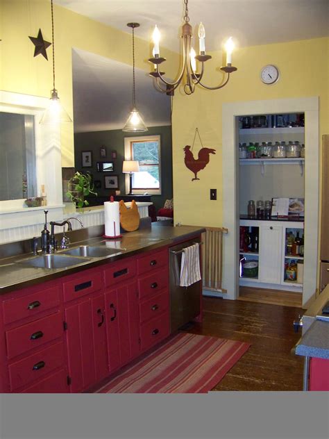 Farmhouse Kitchen Color Ideas
