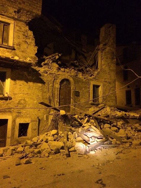 Earthquake magnitude is measured on a scale created by charles f. Italy: Earthquake of 6.2 Richter scale, almost the entire town was completely destroyed