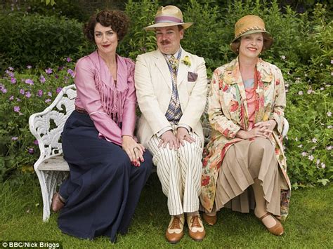 Mapp And Lucia Is Back With Duck Face And Queenie Starring As