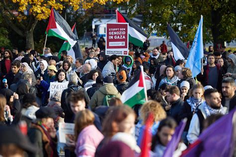 Tausende protestieren in Berlin für Palästina | GMX