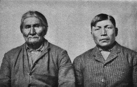 Geronimo Chiricahua Apache N Asa Deklugie Nedni Apache Circa 1906 Apache Native American