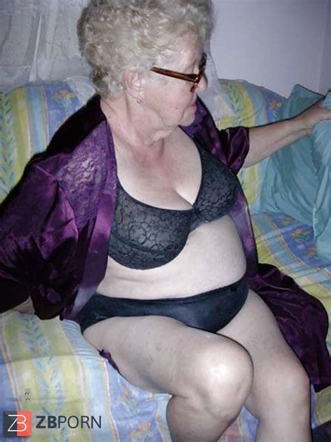 Stripping Grannies Zb Porn