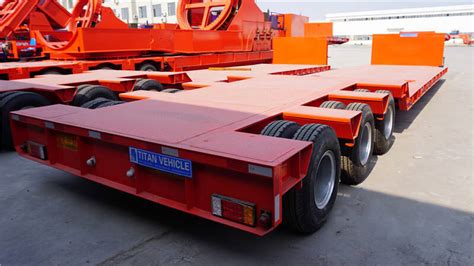 60 Ton Lowbed Trailer Truck Tri Axle Low Loader Semi Trailer For Sale