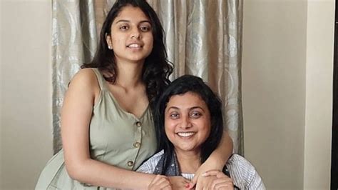 Rojas First Photos With Daughter After Surgery Go Viral Tamil News